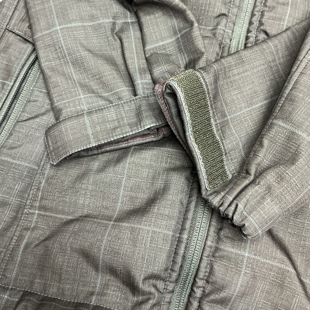 Northface with attached hood - Picture 3 of 11